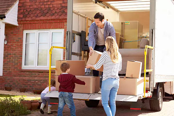 International Moving Services in Emirates Hills, UAE