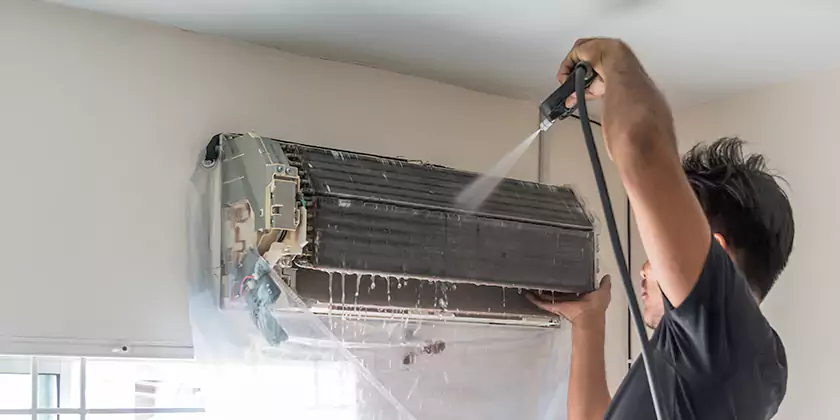 Best AC Cleaning in Jumeirah District 